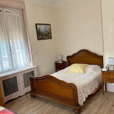 Chambre Arnica Lit 140 Wifi Sdb Partagee Saint-Amarin Exteriör bild