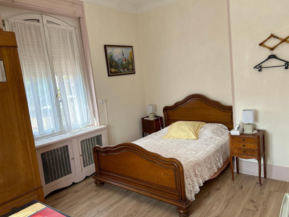 Chambre Arnica Lit 140 Wifi Sdb Partagee Saint-Amarin Exteriör bild